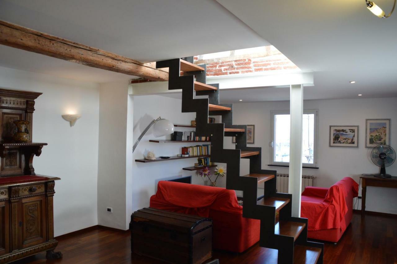 Sunflower Apartment With Private Terrace And Lift Генуа Екстериор снимка